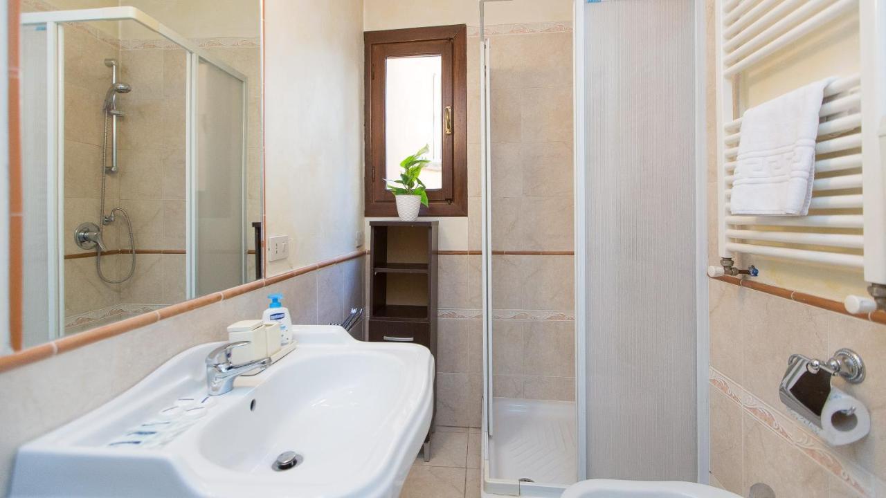 Rental In Rome Luce Apartment Luaran gambar